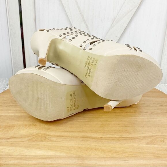 C Label Jocelyn 66 Studded Platform Bootie Heels Bone Cream 8 Peep Toe - Picture 9 of 12